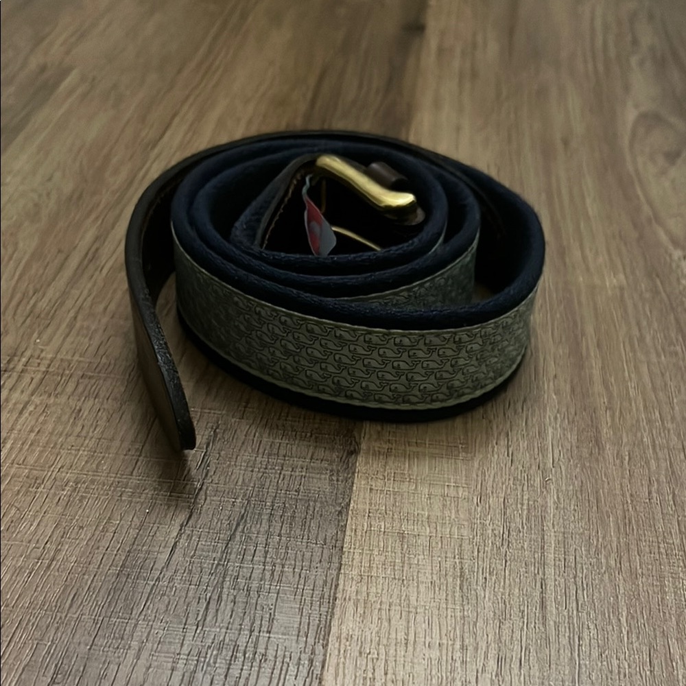 Men's Vineyard Vines belt SZ 34